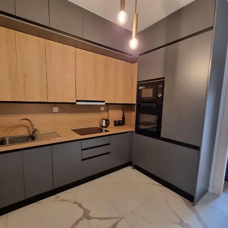 아파트 Agora Luxury 5