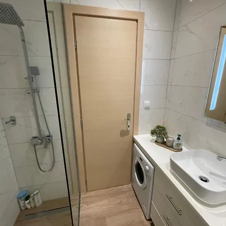 Agora Luxury 5 Апартаменты