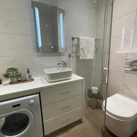 公寓 Agora Luxury 5 路特奇